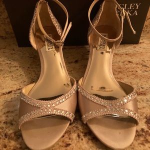 Badgley Mischka Gillian Blush Kitten Heels